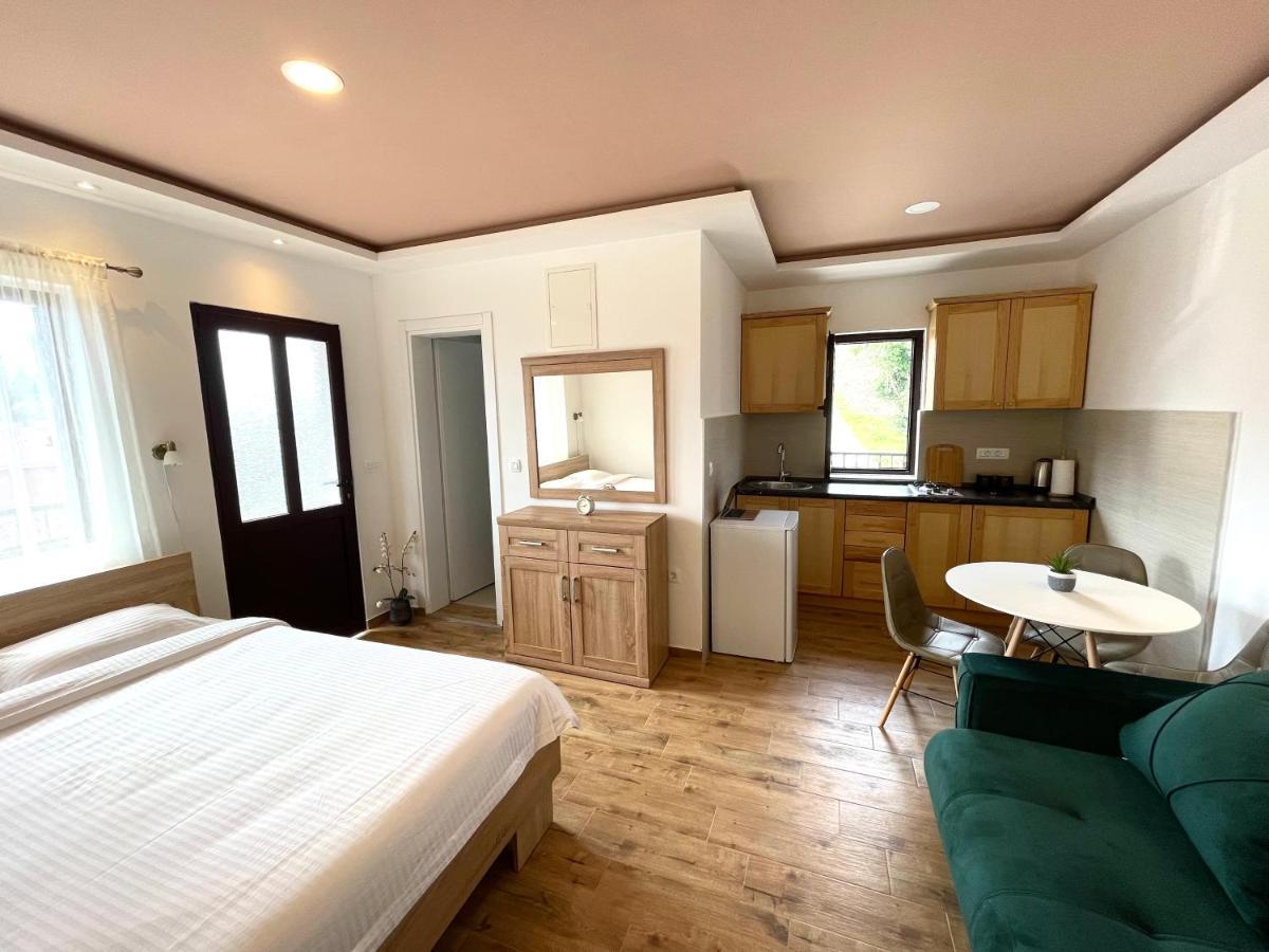 Apartments Four Countesses Virpazar Εξωτερικό φωτογραφία