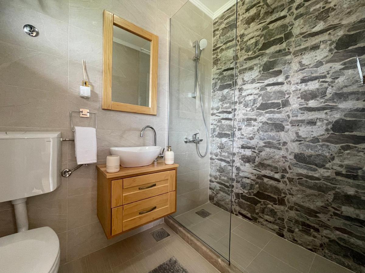 Apartments Four Countesses Virpazar Εξωτερικό φωτογραφία