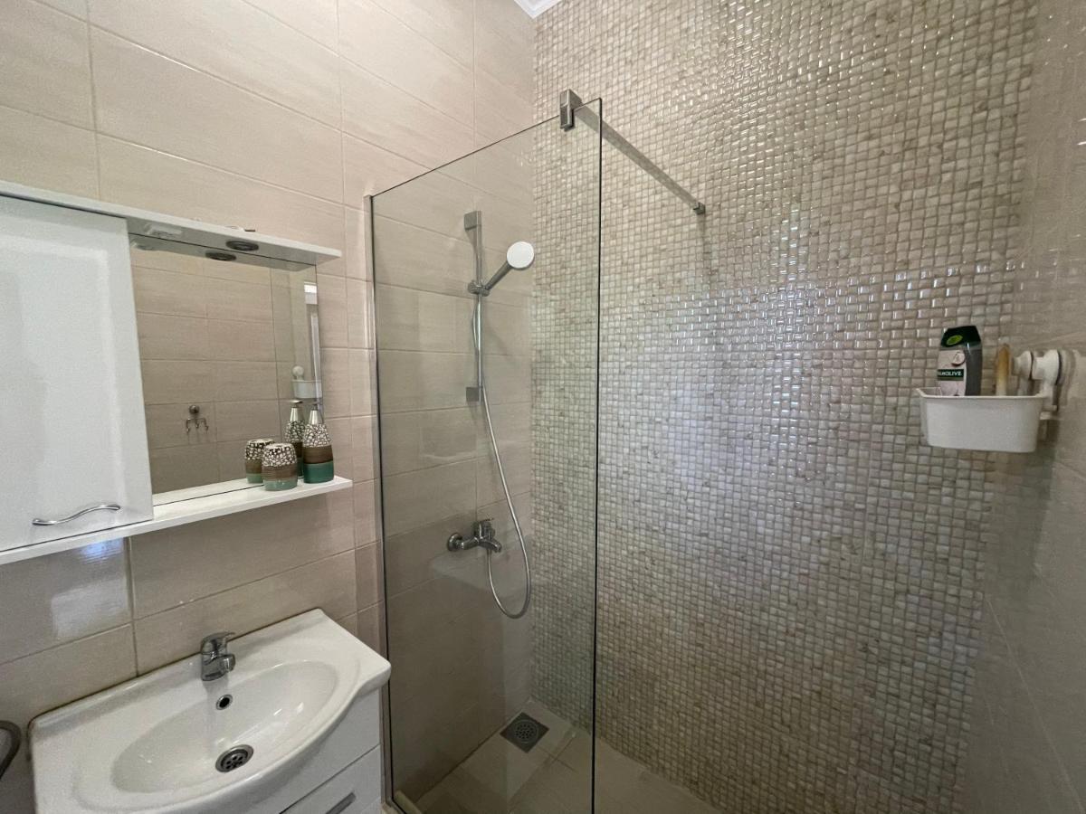 Apartments Four Countesses Virpazar Εξωτερικό φωτογραφία